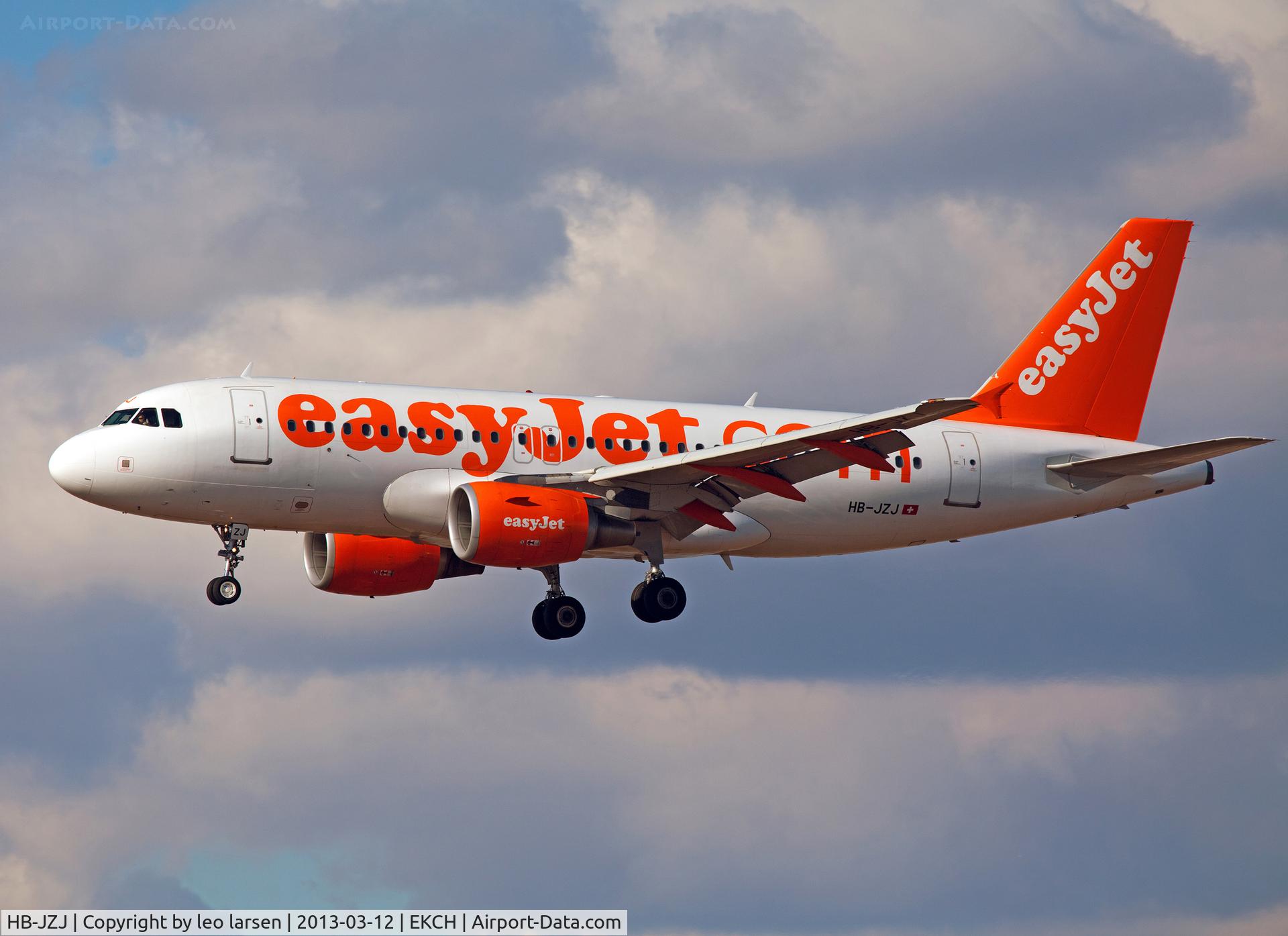 HB-JZJ, 2004 Airbus A319-111 C/N 2265, Copenhagen Kastrup 12.3.13