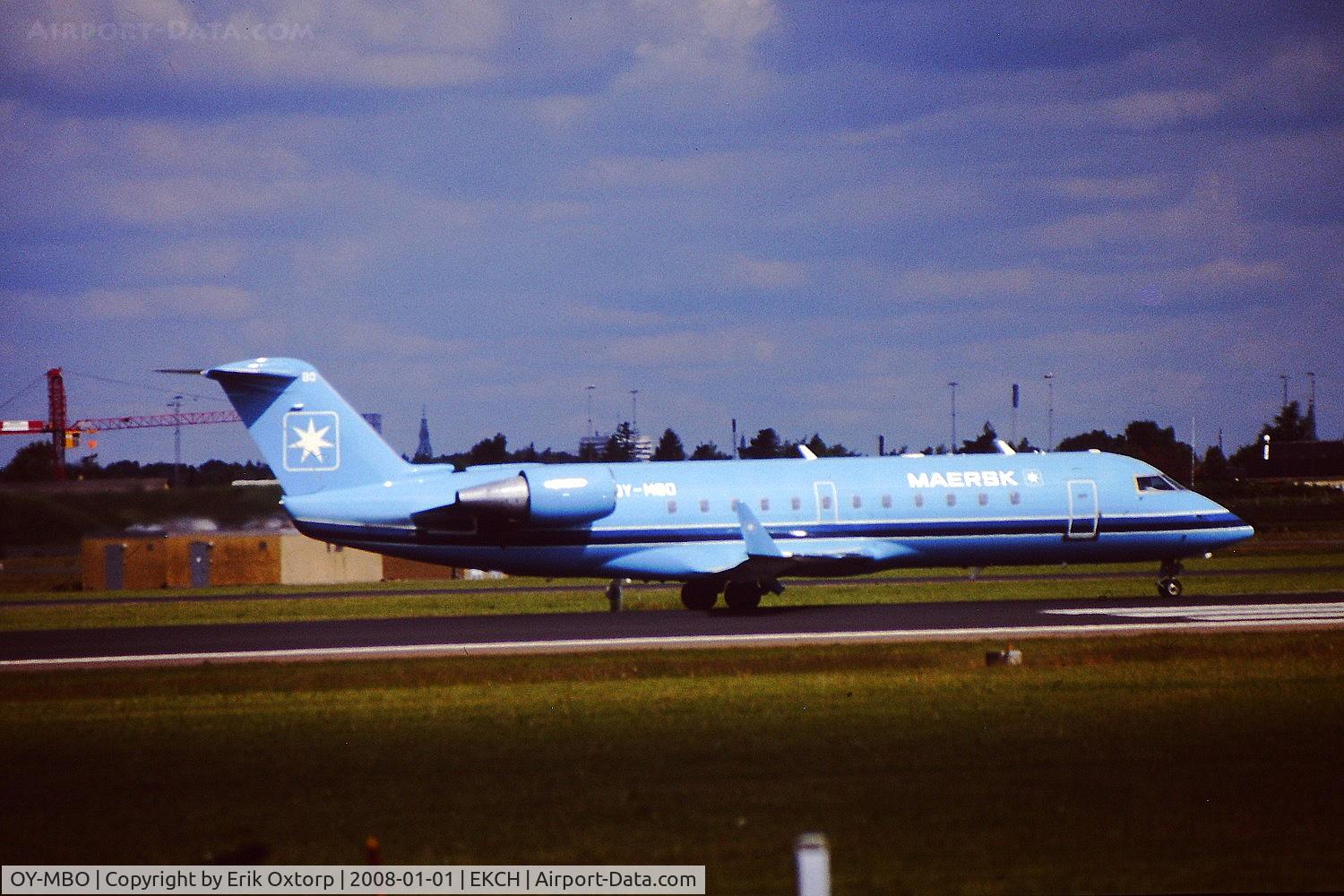 OY-MBO, 1998 Canadair CRJ-200LR (CL-600-2B19) C/N 7226, OY-MBO in CPH JUN00