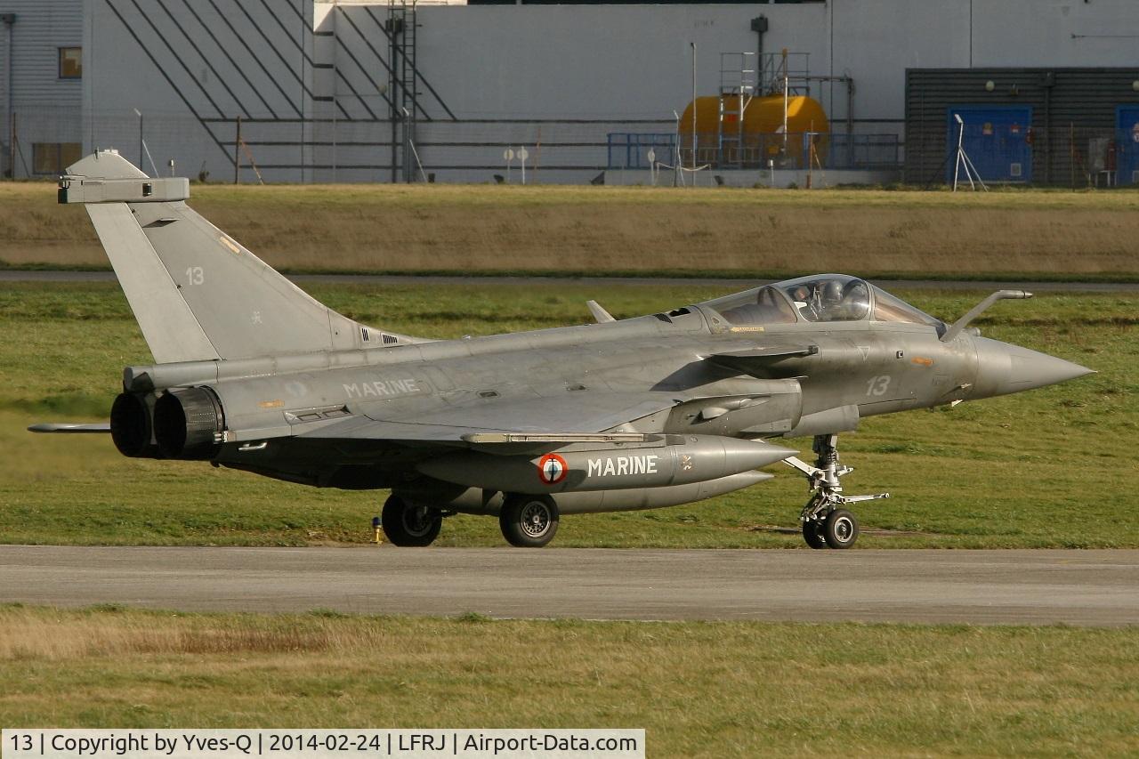 13, Dassault Rafale M C/N 13, Dassault Rafale M, Taxiing after landing rwy 26, Landivisiau Naval Air Base (LFRJ)