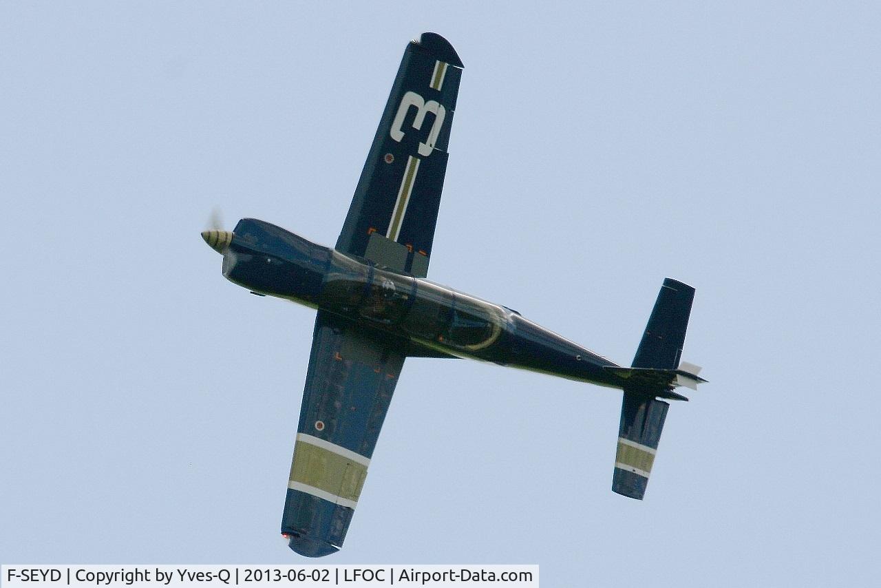 F-SEYD, Socata TB-30 Epsilon C/N 113, Socata TB30 Epsilon (F-SEYD), French Air Force Aerobatic Team Cartouche Doré, Châteaudun Air Base 279 (LFOC) open day 2013