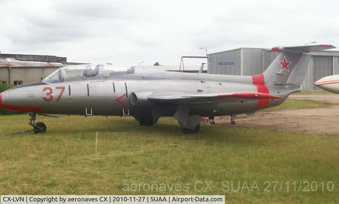 CX-LVN, 1972 Aero L-29 Delfin C/N 294856, SUAA 27 Noviembre 2010