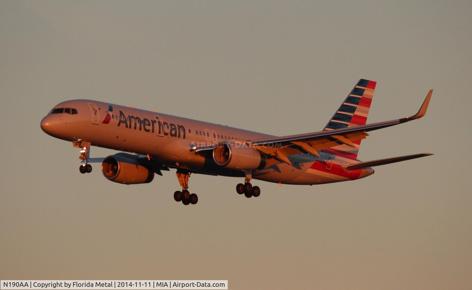 N190AA, 2001 Boeing 757-223 C/N 32384, American 757