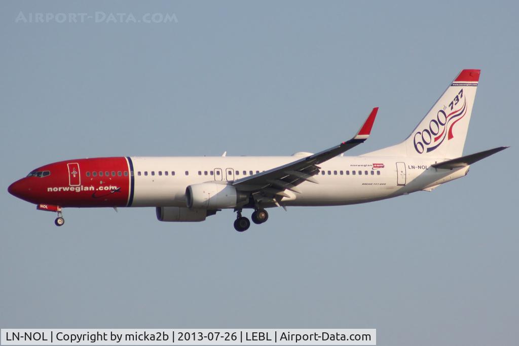 LN-NOL, 2009 Boeing 737-8Q8 C/N 37159, Landing