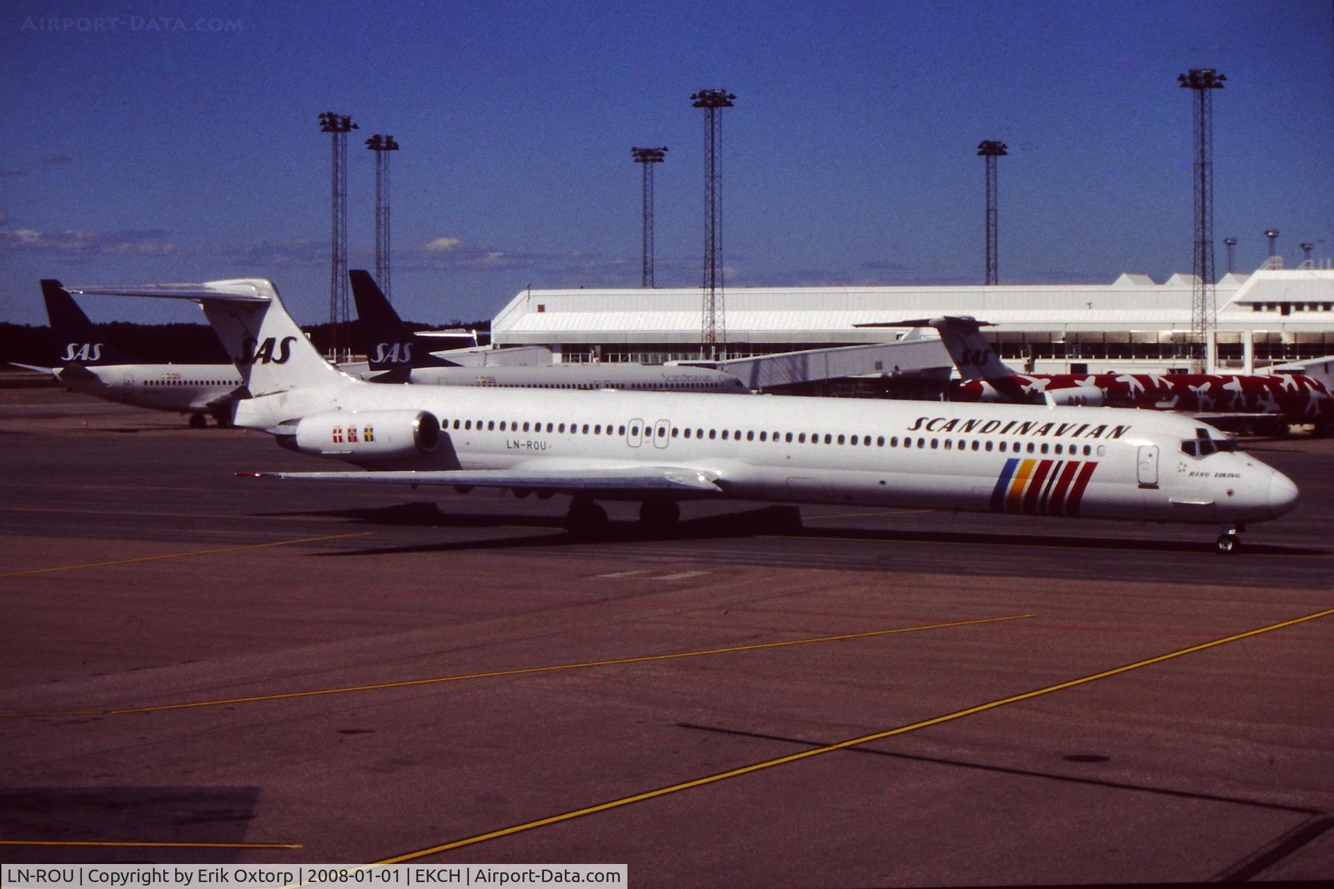 LN-ROU, 1986 McDonnell Douglas MD-82 (DC-9-82) C/N 49424, LN-ROU i ARN JUL00