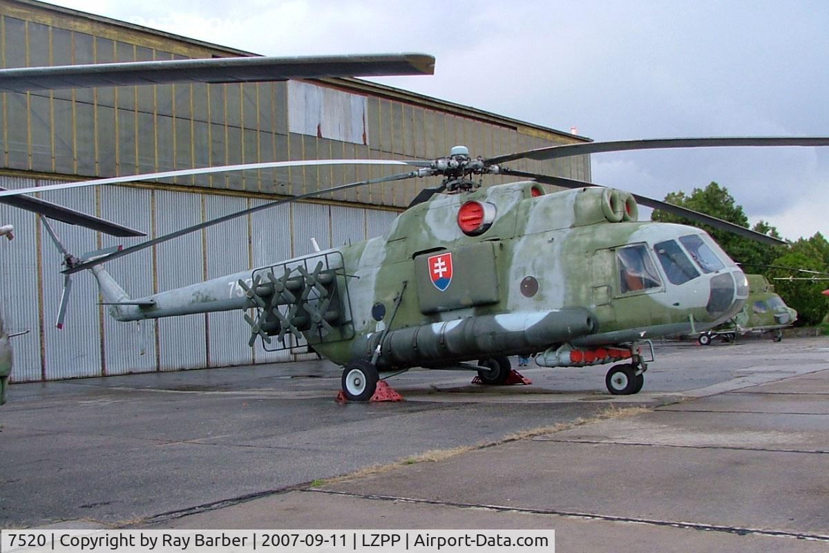 7520, Mil Mi-8PPA Hip C/N 9787520, Mil Mi-8PPA Hip [9787520] (Slovak Air Force) Piestany~OM 11/09/2007