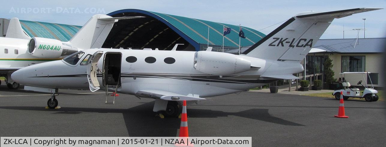 ZK-LCA, 2007 Cessna 510 Citation Mustang Citation Mustang C/N 510-0011, getting ready for departure