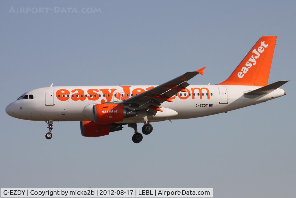 G-EZDY, 2008 Airbus A319-111 C/N 3763, Landing