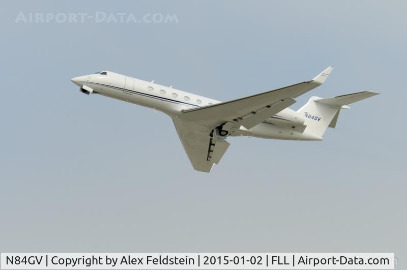 N84GV, 1999 Gulfstream Aerospace G-V C/N 584, Ft. Lauderdale