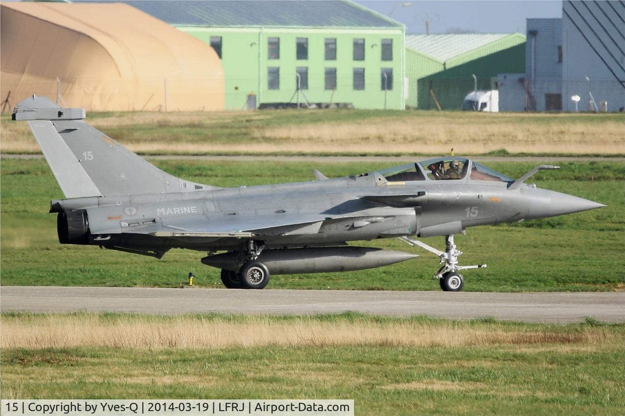 15, Dassault Rafale M C/N 15, Dassault Rafale M, Taxiing after landing rwy 26, Landivisiau Naval Air Base (LFRJ)