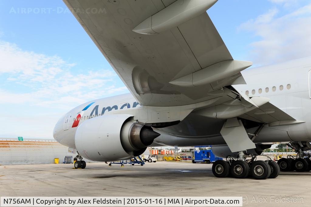N756AM, 2001 Boeing 777-223 C/N 30264, Miami
