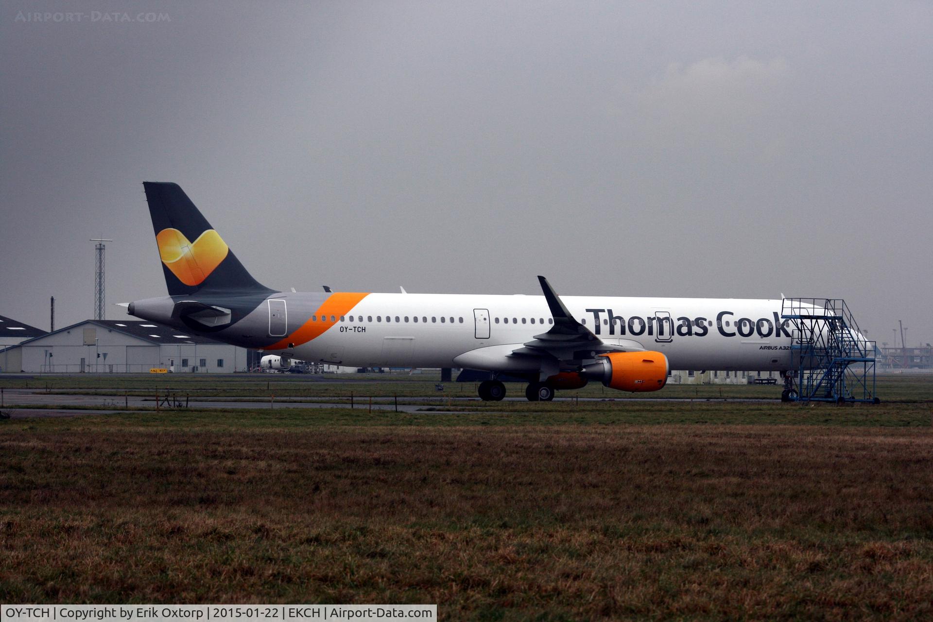 OY-TCH, 2015 Airbus A321-211 C/N 6438, OY-TCH, just delivered fra Airbus the day before