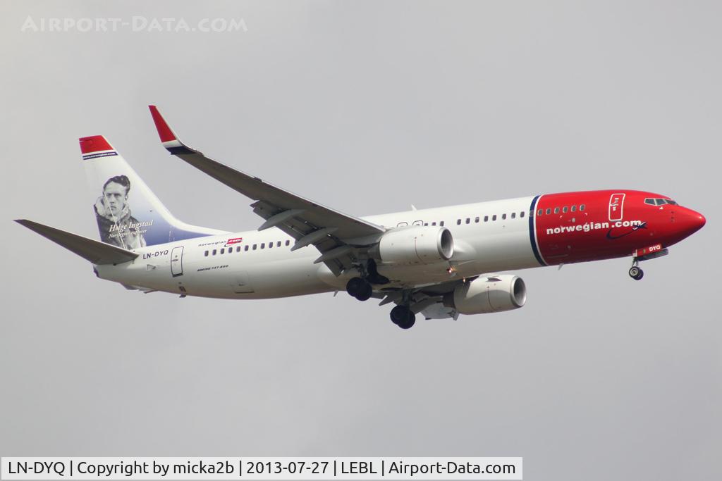 LN-DYQ, 2011 Boeing 737-8JP C/N 40869, Landing
