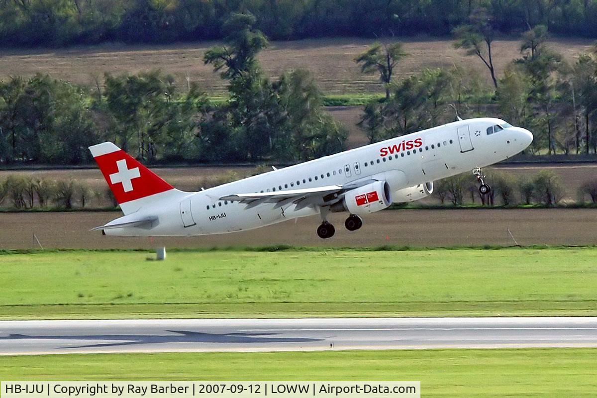 HB-IJU, 2003 Airbus A320-214 C/N 1951, Airbus A320-214 [1951] (Swiss International Air Lines) Vienna-Schwechat~OE 12/09/2007