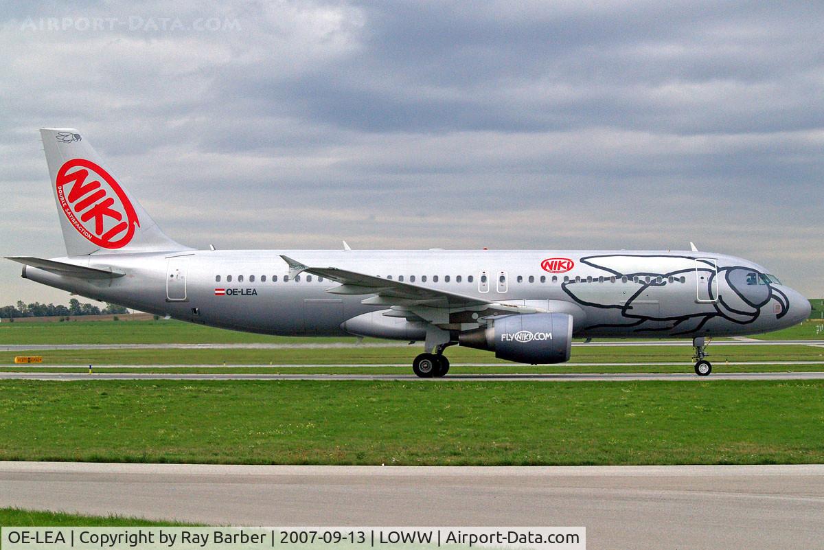 OE-LEA, 2005 Airbus A320-214 C/N 2529, Airbus A320-214 [2529] (flyniki) Vienna-Schwechat~OE 13/09/2007