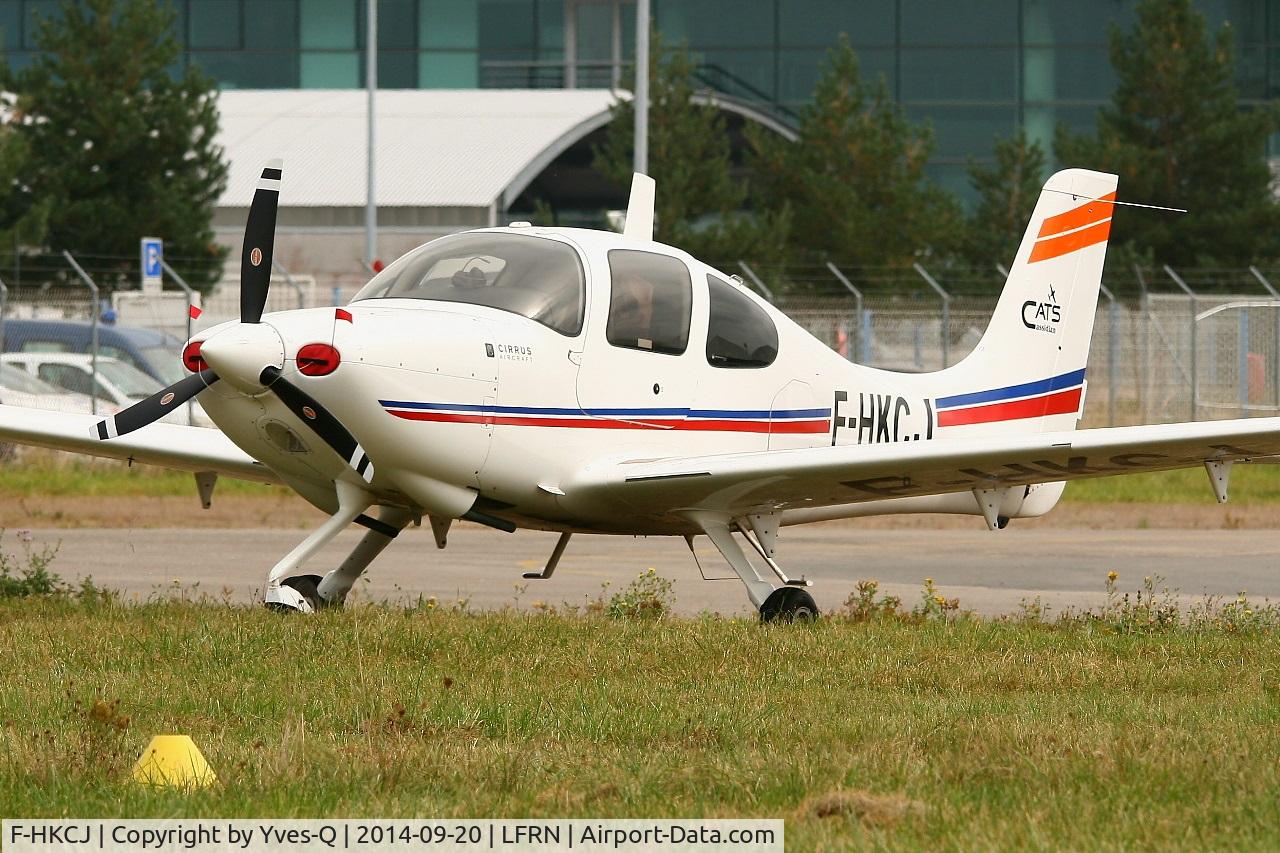 F-HKCJ, Cirrus SR20 C/N 2190, Cirrus SR-20, Cassidian Aviation Training Services, Static display, Rennes-St Jacques airport (LFRN-RNS) Air show 2014