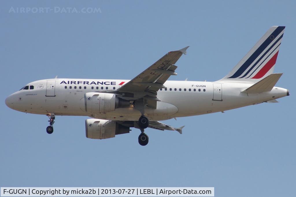 F-GUGN, 2006 Airbus A318-111 C/N 2918, Landing