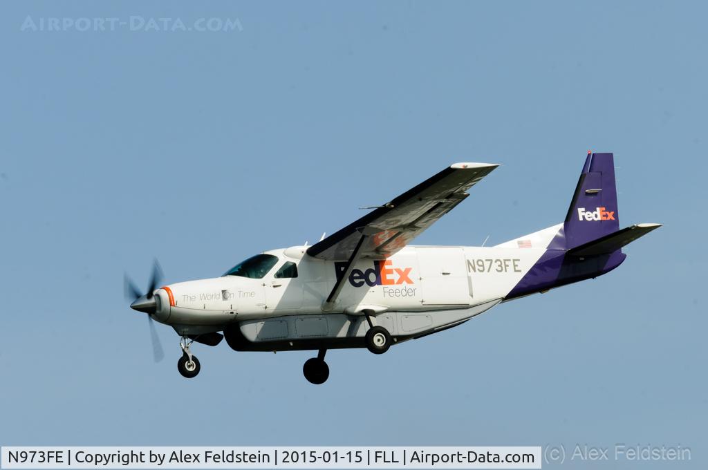N973FE, 1988 Cessna 208B C/N 208B0098, Ft. Lauderdale