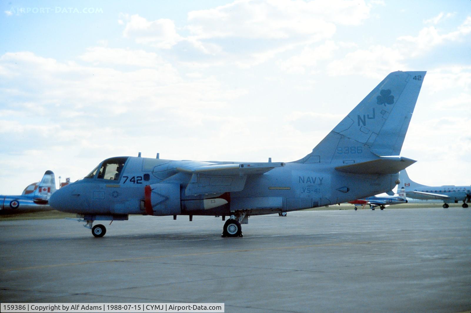 159386, Lockheed S-3A Viking C/N 394A-1022, S-3 Viking 159386 on display at the annual airshow at Canadian Forces Base Moose Jaw, Saskatchewan, Canada in 1988.