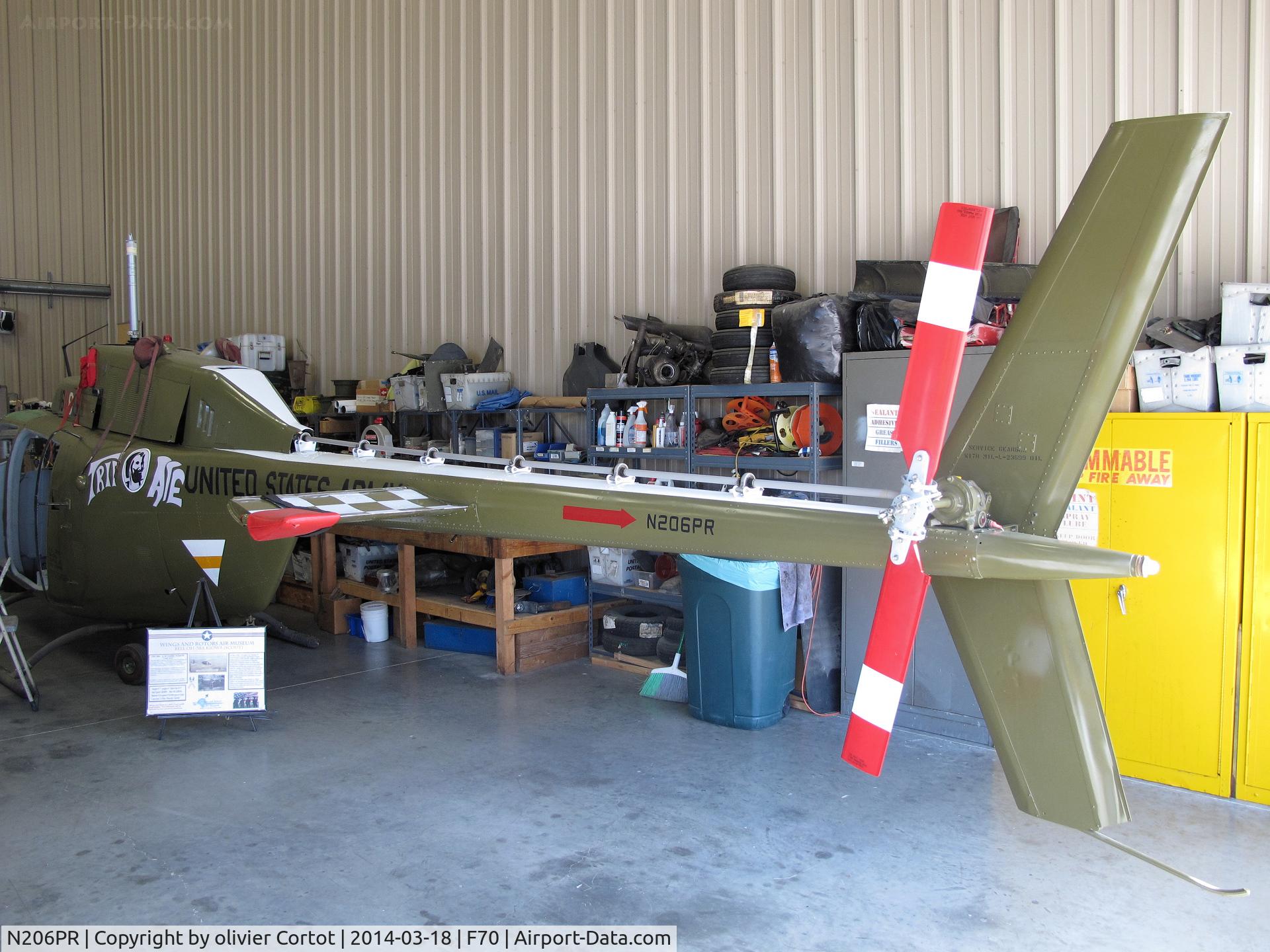 N206PR, Bell OH-58A Kiowa C/N 16888R, rear view
