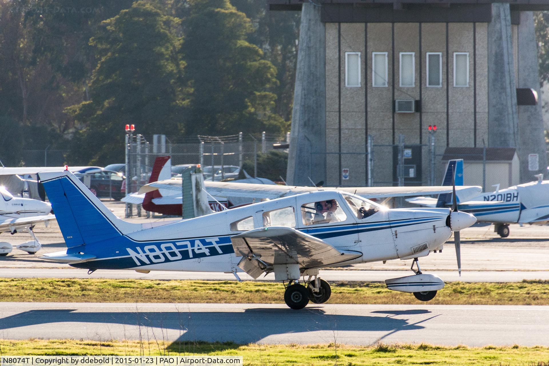 N8074T, 1979 Piper PA-28-181 Archer II C/N 28-8090062, N8074T landing at Palo Alto Airport