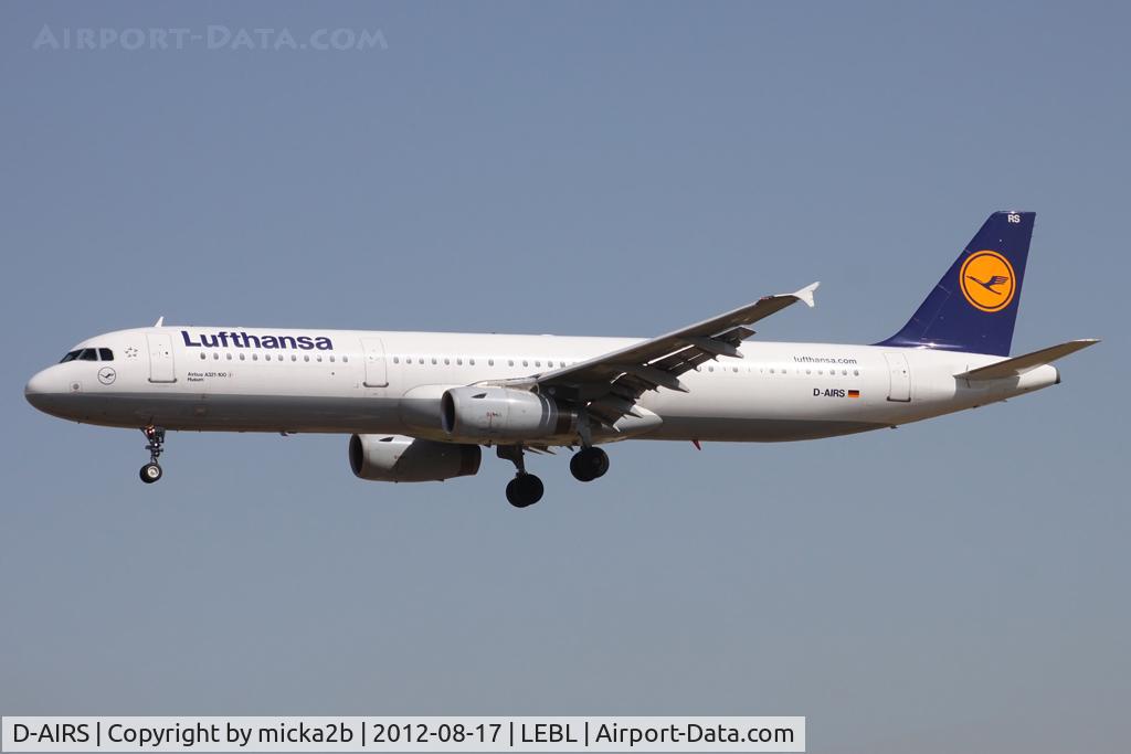 D-AIRS, 1996 Airbus A321-131 C/N 0595, Landing