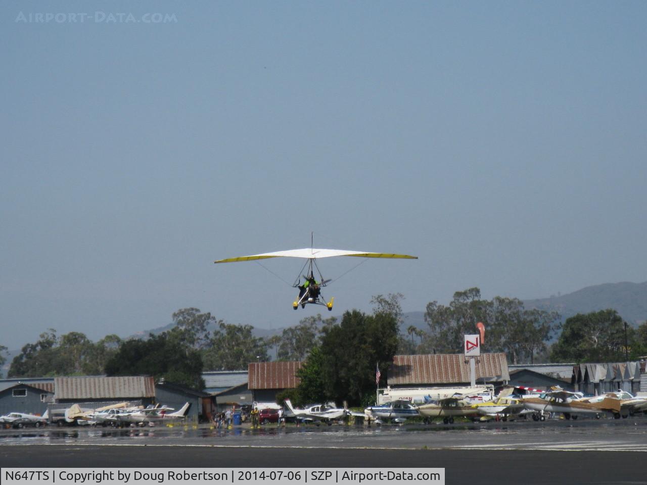 N647TS, 2003 Airborne XT-912 C/N XT-912-008, 2003 Airborne Windsports Pty. Ltd. XT-912, weight-shift control Experimental class LSA trike, Rotax 912ULS 80 Hp pusher, overflight Rwy 22