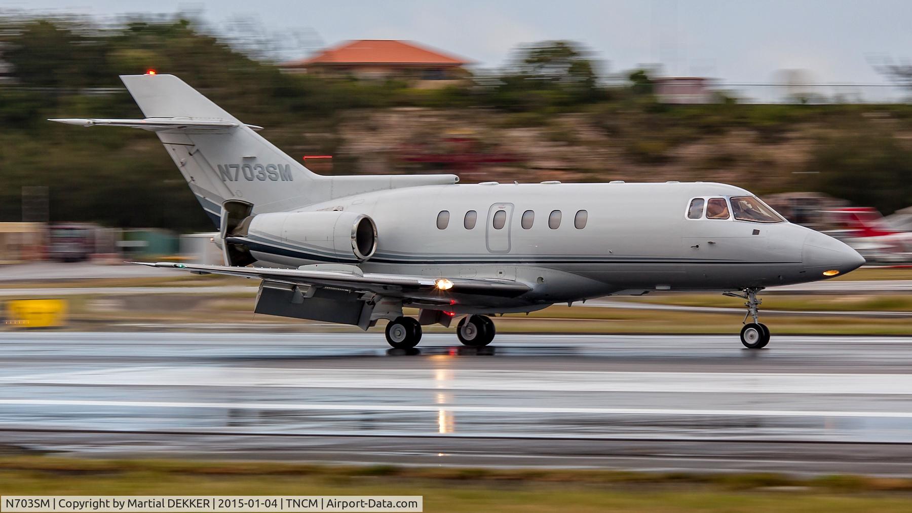 N703SM, 1990 British Aerospace BAe.125 Series 800A C/N 258204, take of