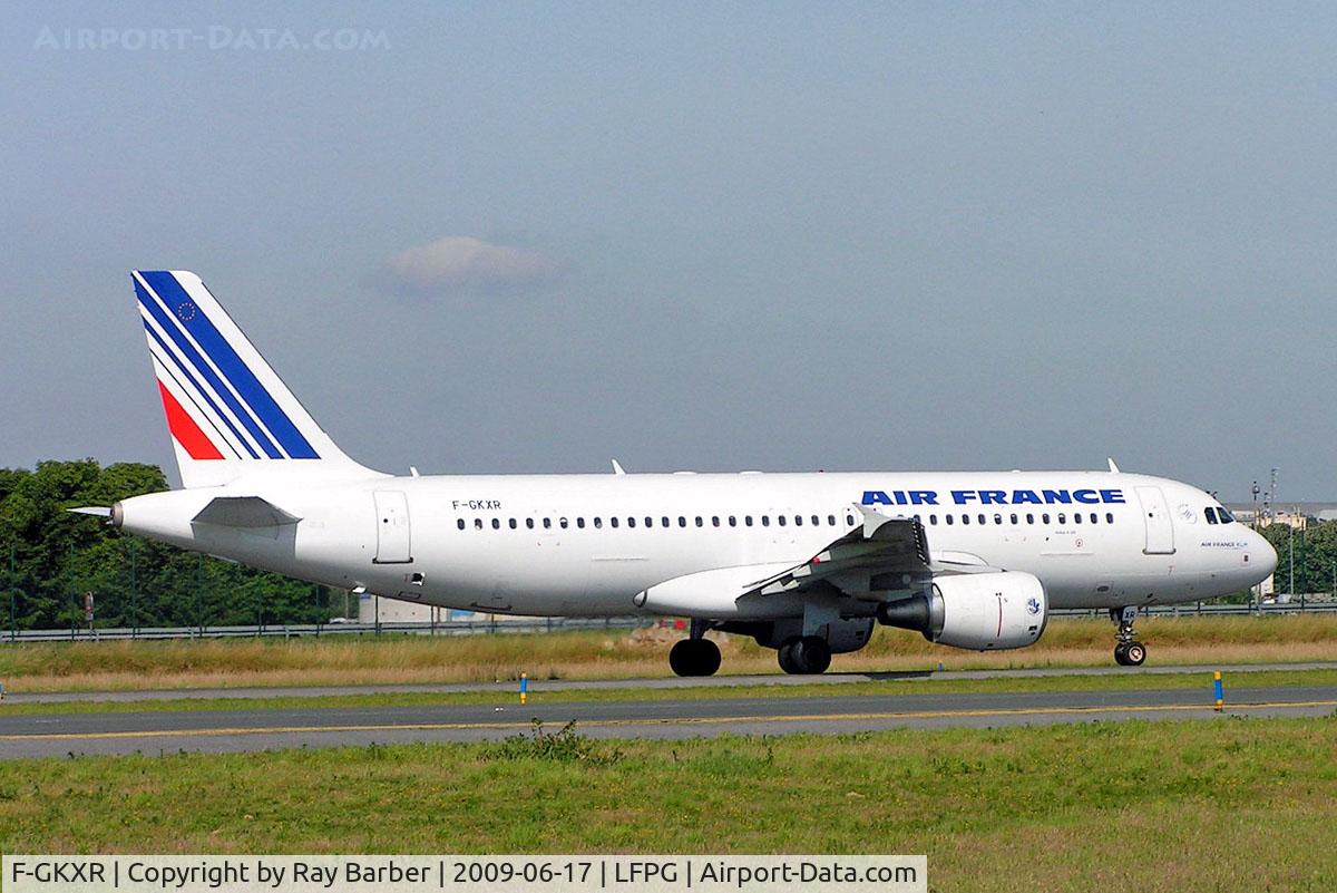 F-GKXR, 2009 Airbus A320-214 C/N 3795, Airbus A320-214 [3795] (Air France) Paris-Charles De Gaulle~F 17/06/2009