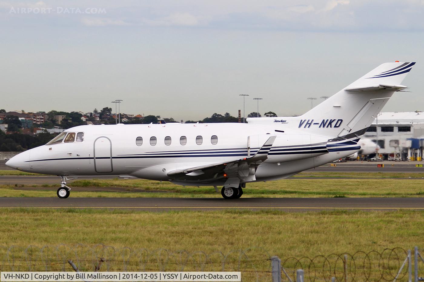 VH-NKD, 2008 Hawker Beechcraft 900XP C/N HA-0064, TAXIING TO 34R