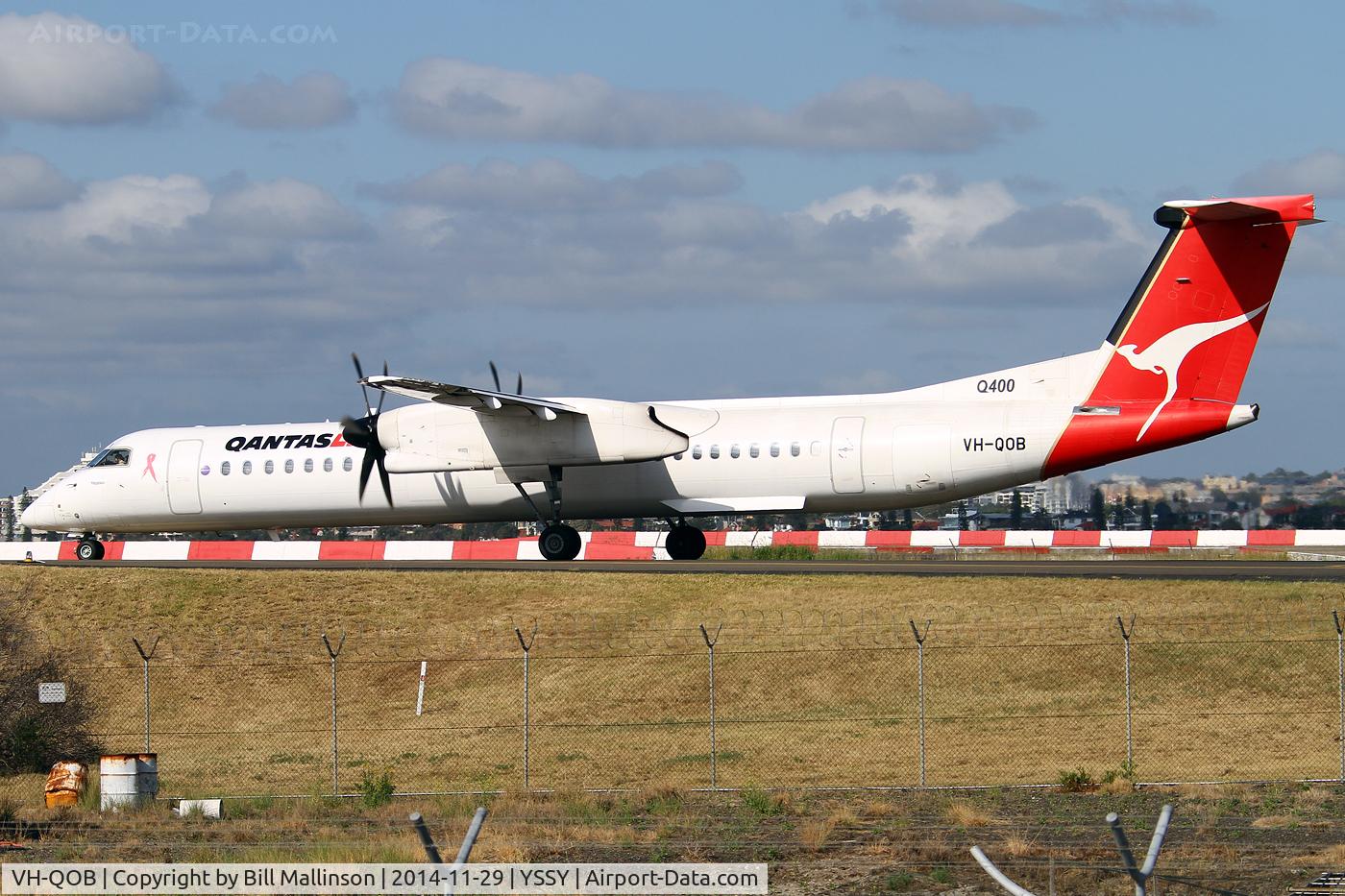 VH-QOB, 2005 De Havilland Canada DHC-8-402Q Dash 8 C/N 4116, TAXIING TO 34R