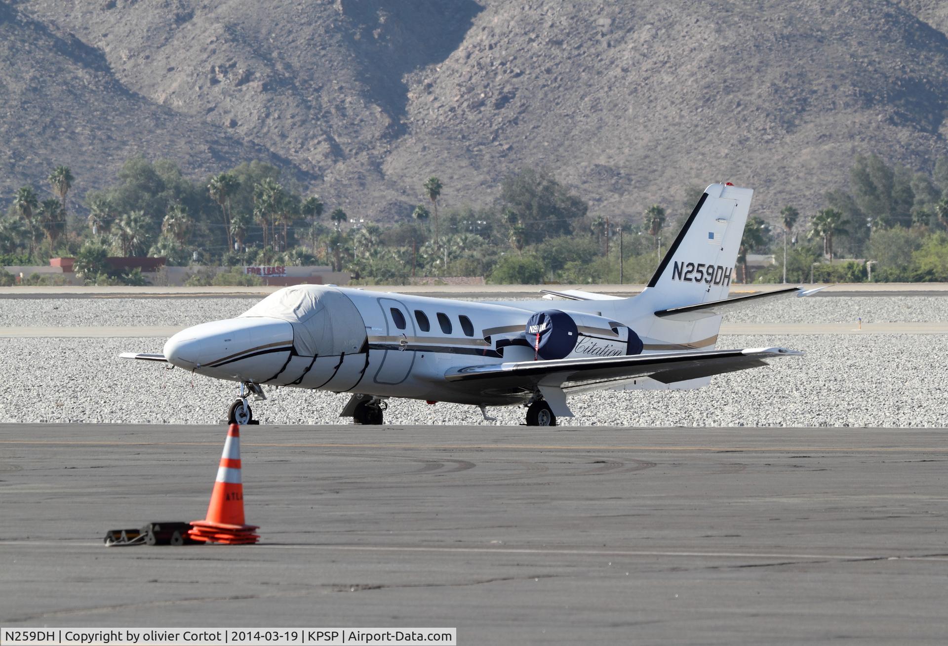 N259DH, 1975 Cessna 500 Citation I C/N 500-0259, Palm Springs airport