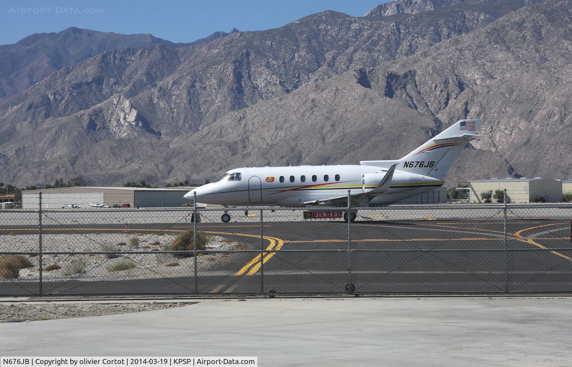 N676JB, 2003 Raytheon Hawker 800XP C/N 258619, leaving Palm Springs