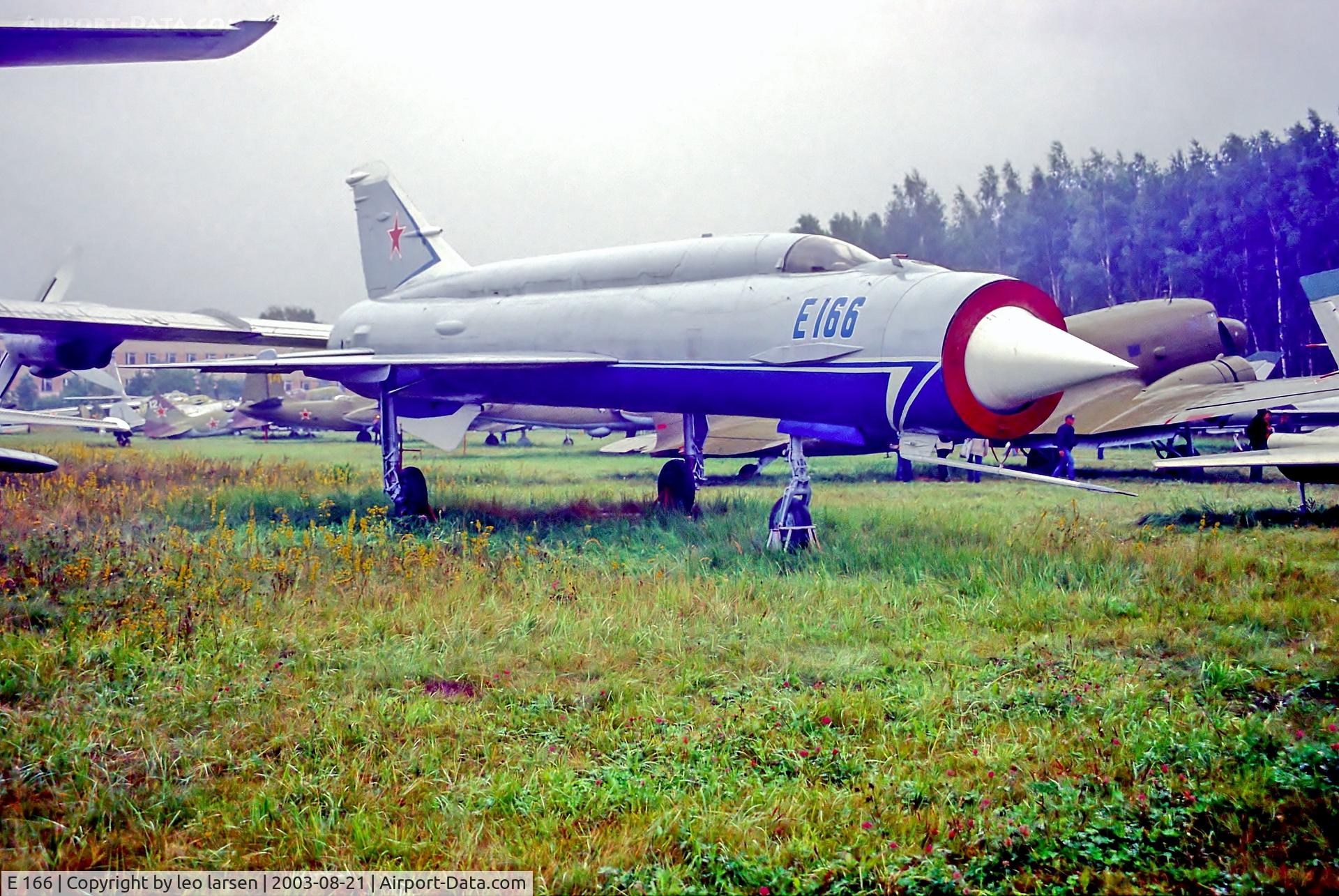 E 166, 1961 Mikoyan-Gurevich Ye-152M C/N nil, Monino Museum Moscow 21.8.03