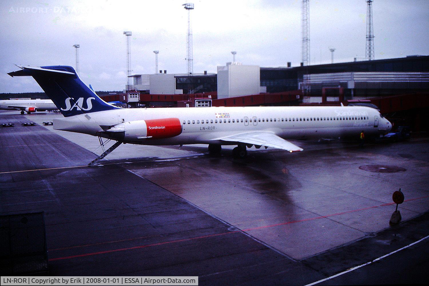 LN-ROR, 1985 McDonnell Douglas MD-82 (DC-9-82) C/N 49385, LN-ROR in ARN MAY01