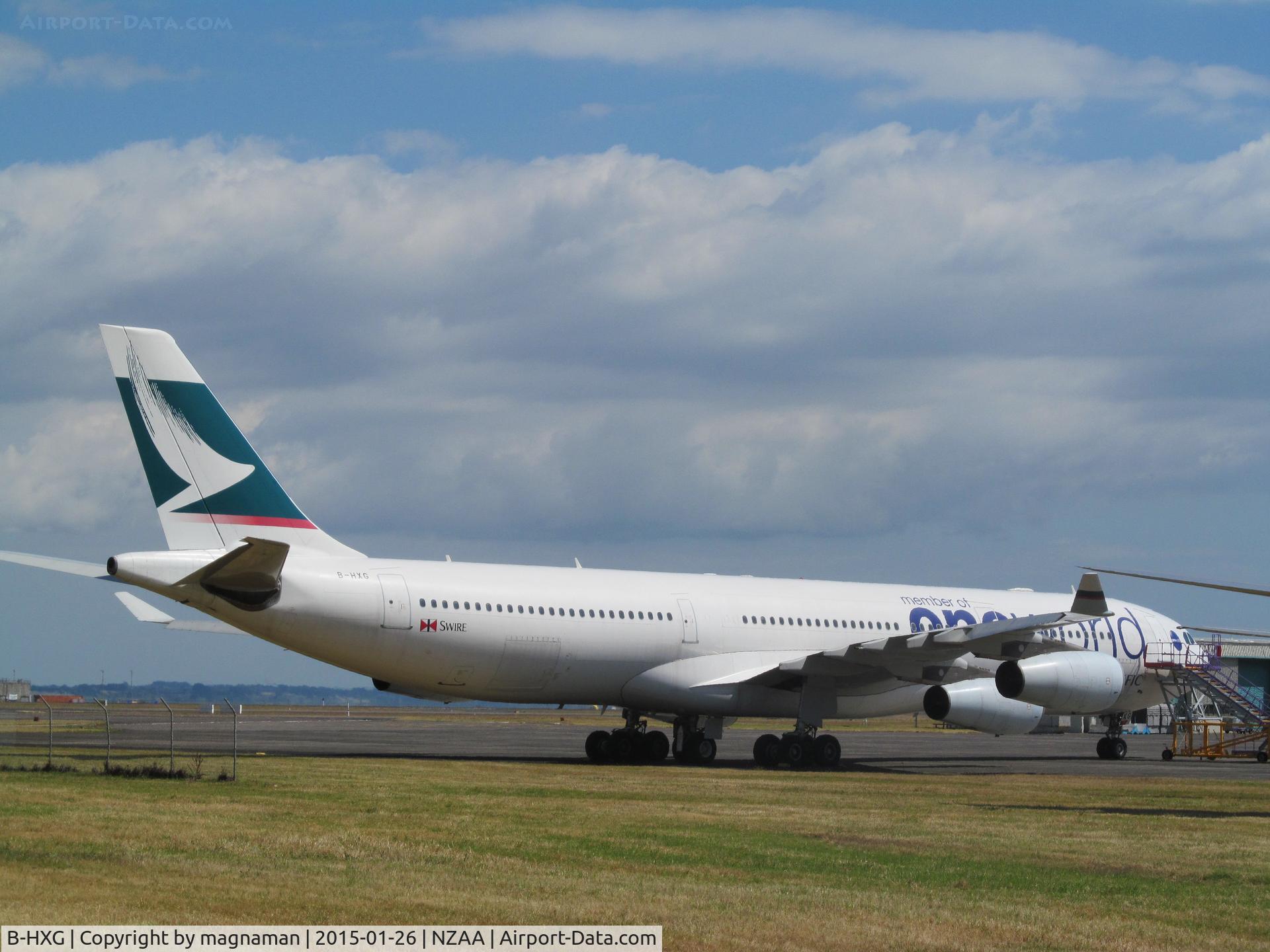 B-HXG, 1998 Airbus A340-313 C/N 208, outside air NZ maintenance