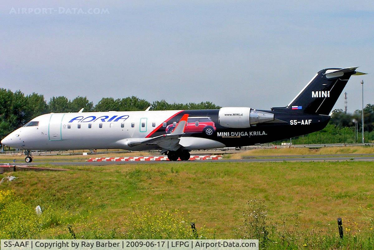 S5-AAF, 1998 Canadair CRJ-200LR (CL-600-2B19) C/N 7272, Canadair CRJ-200LR [7272] (Adria Airways) Paris-Charles De Gaulle~F 17/06/2009