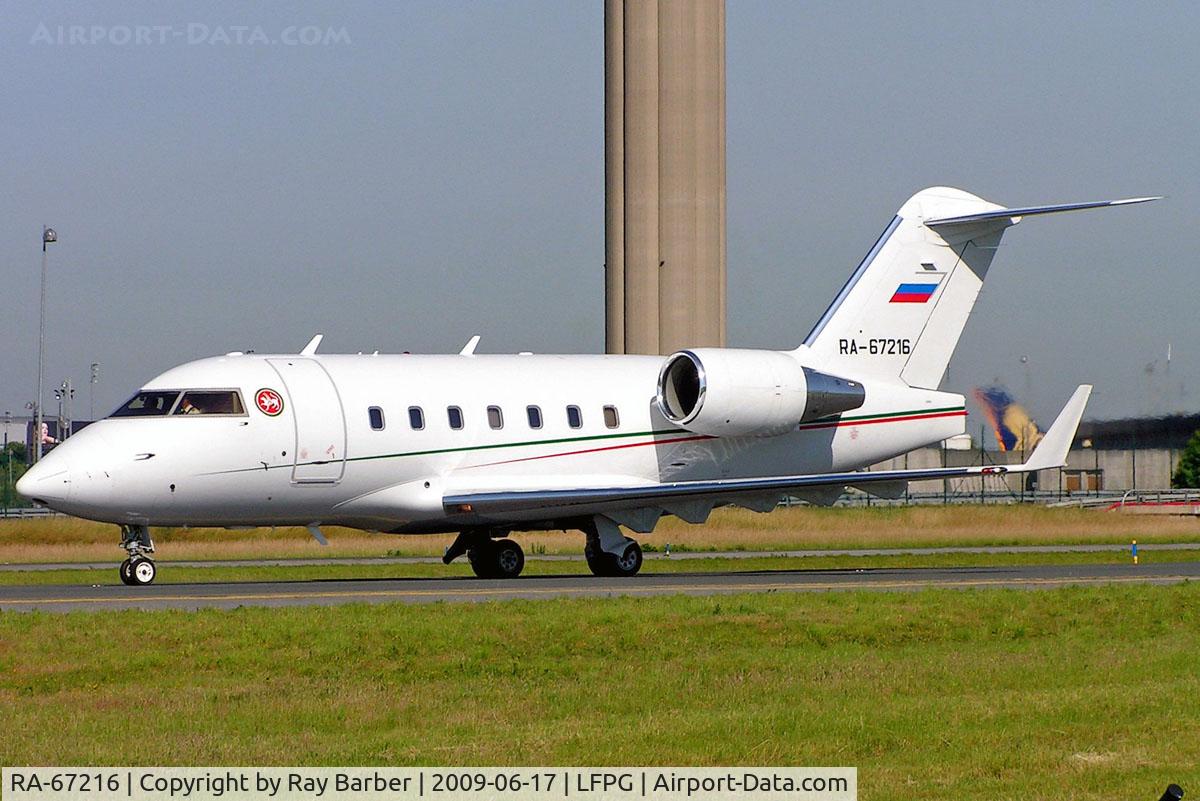 RA-67216, 2003 Bombardier Challenger 604 (CL-600-2B16) C/N 5567, Canadair CL.604 Challenger [5567] (Tartasan Air) Paris-Charles De Gaulle~F 17/06/2009