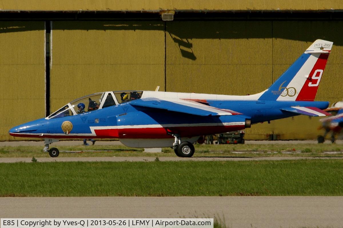 E85, Dassault-Dornier Alpha Jet E C/N E85, Dassault-Dornier Alpha Jet E (F-UGFF), Athos 09 of Patrouille de France, Taxiing after landing, Salon de Provence Air Base 701 (LFMY) Open day 2013