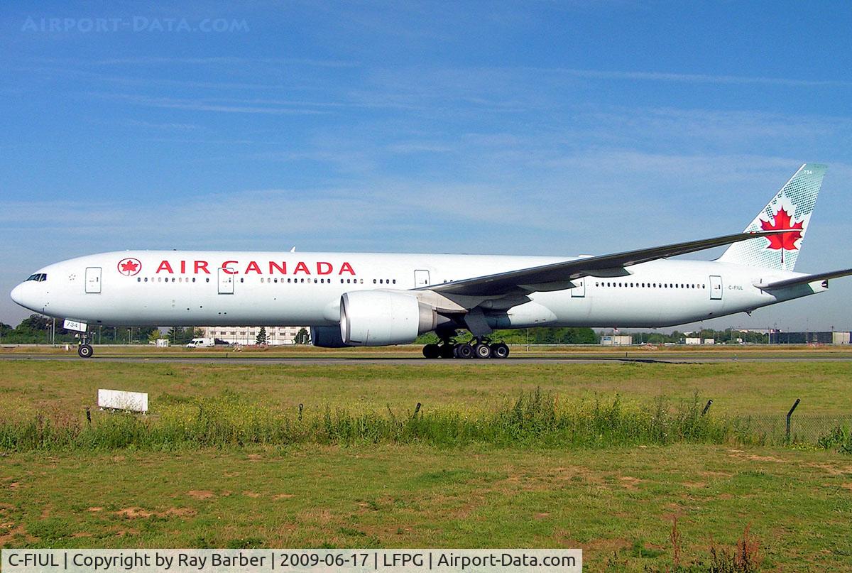 C-FIUL, 2007 Boeing 777-333/ER C/N 35255, Boeing 777-333ER [35255] (Air Canada) Paris-Charles De Gaulle~F 17/06/2009
