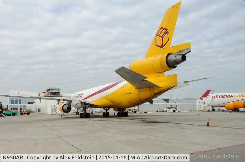 N950AR, 1991 McDonnell Douglas MD-11F C/N 48461, Miami