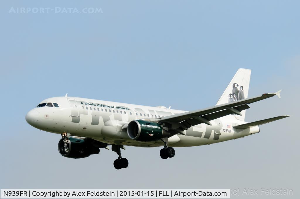 N939FR, 2005 Airbus A319-111 C/N 2448, Ft. Lauderdale