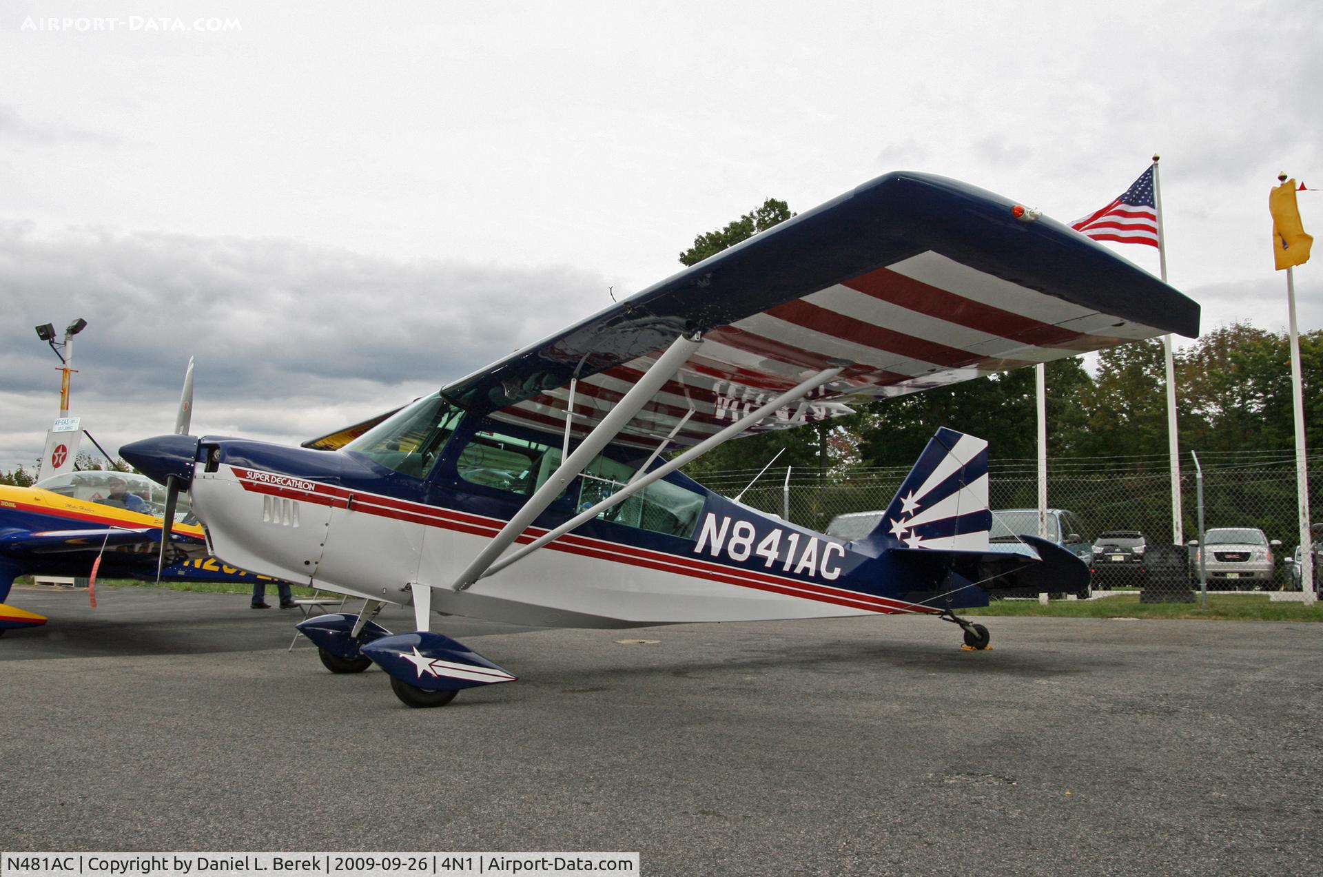 N481AC, 2000 American Champion 7GCBC C/N 1289-2000, Some designs never go out of style.  This example was built in 2000.