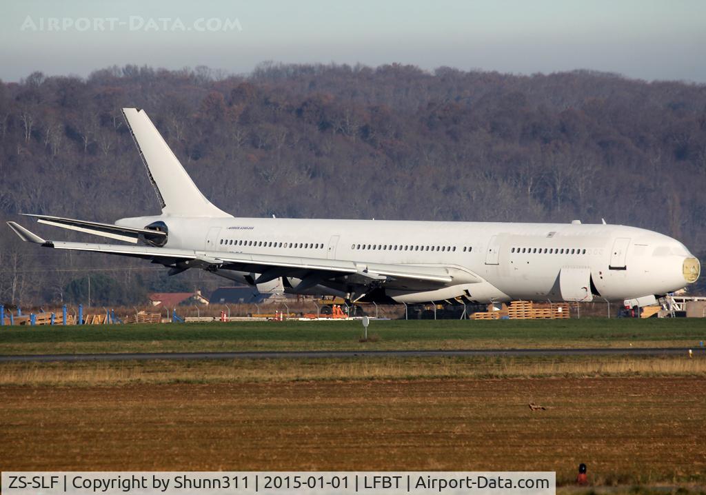 ZS-SLF, 1992 Airbus A340-211 C/N 006, Still in scrapping process...