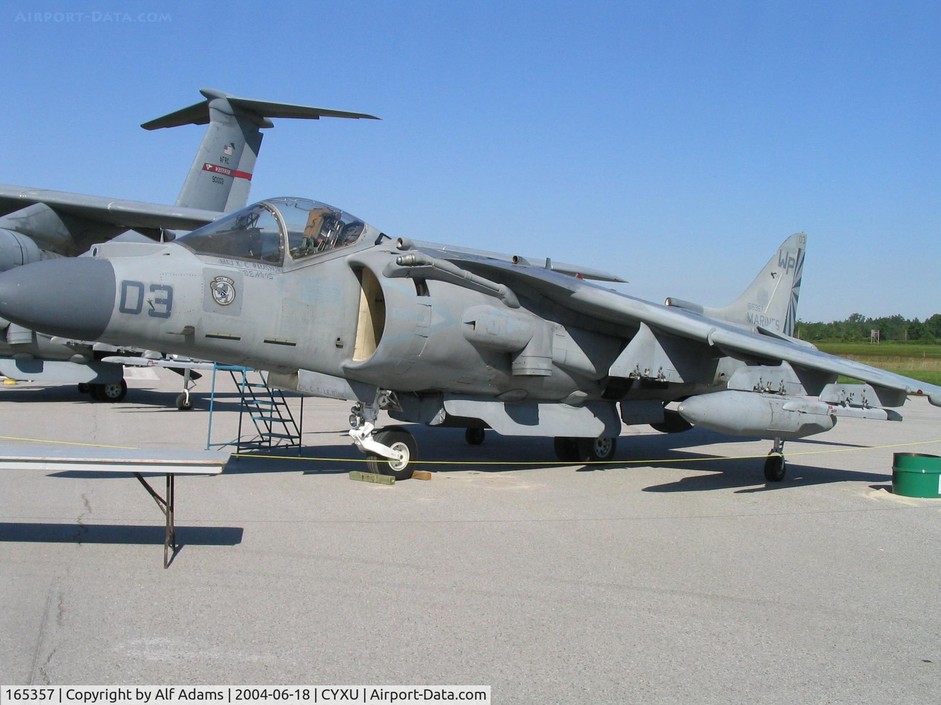 165357, McDonnell Douglas AV-8B Harrier II C/N B274, Displayed at the airshow at London, Ontario, Canada in 2004.
