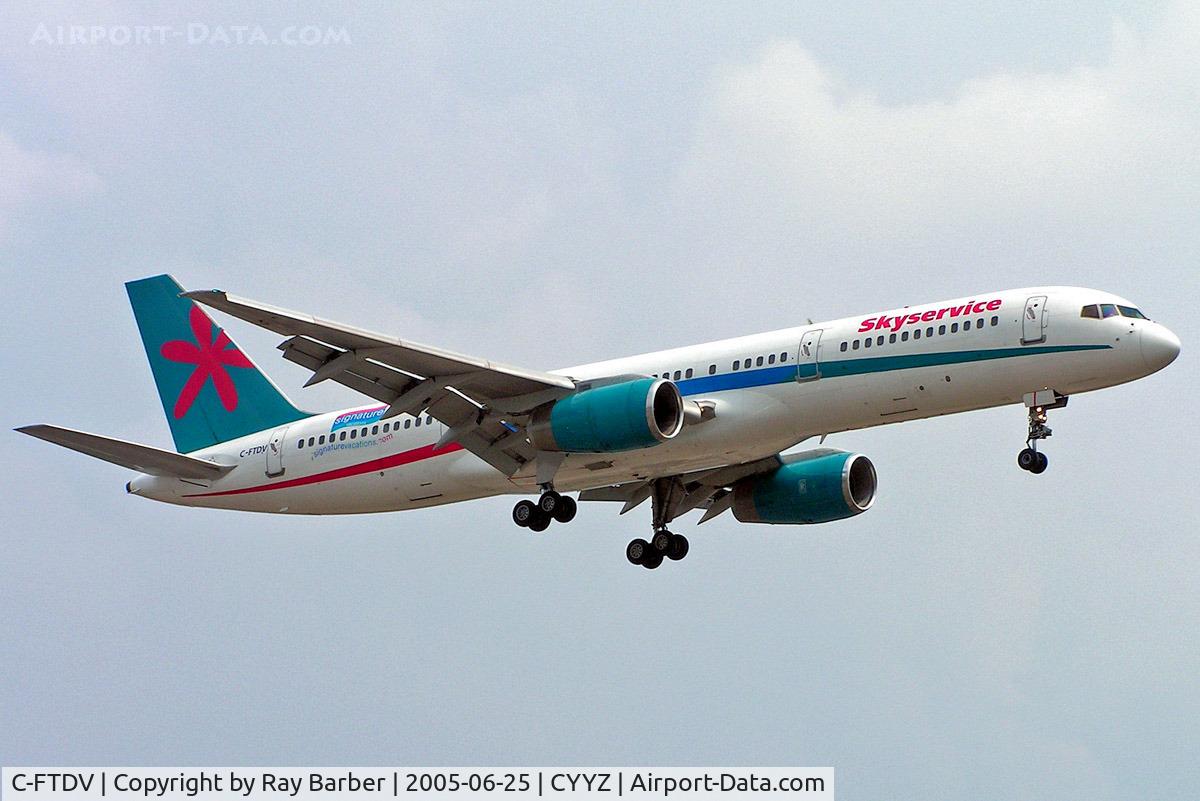 C-FTDV, 1988 Boeing 757-28A C/N 24017, Boeing 757-28AF [24017] (Skyservice Airlines) Toronto~C 25/06/2005