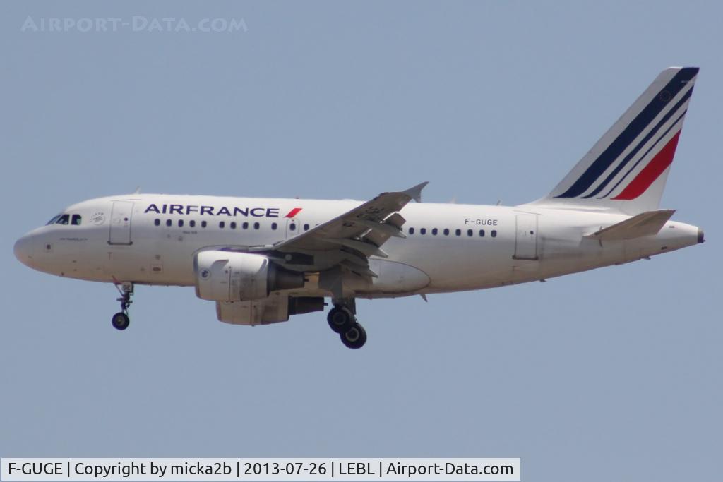 F-GUGE, 2003 Airbus A318-111 C/N 2100, Landing. Scrapped in January 2022.