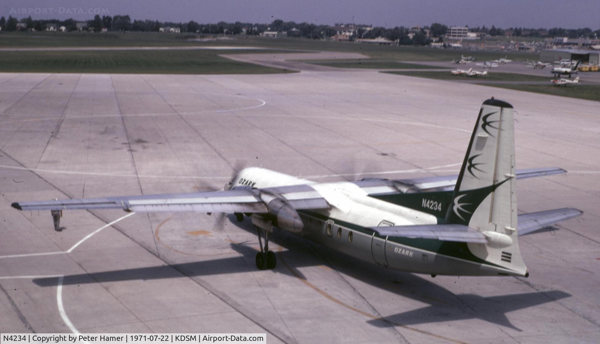 N4234, 1967 Fairchild Hiller FH-227B C/N 561, Des Moines