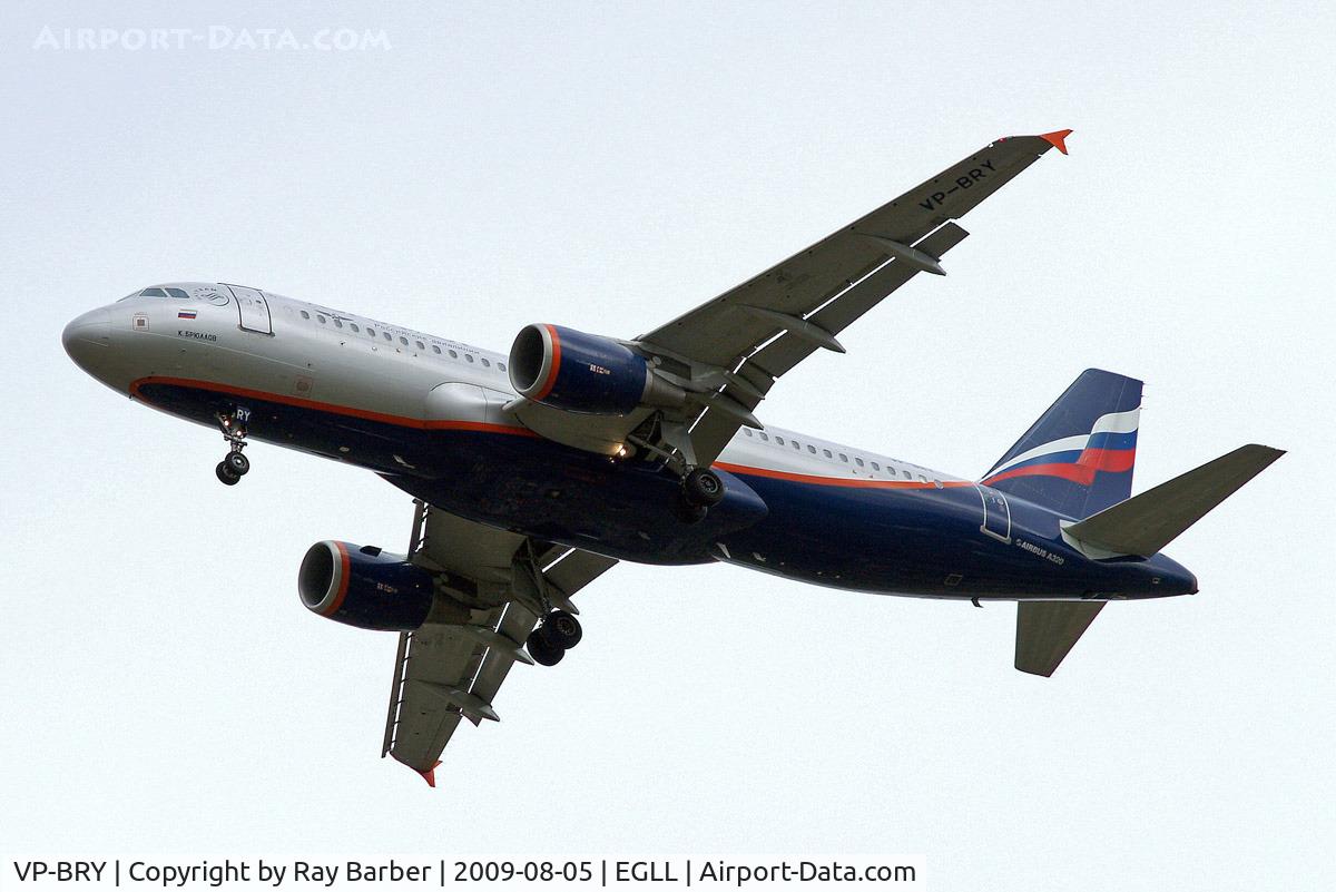 VP-BRY, 2007 Airbus A320-214 C/N 3052, Airbus A320-214 [3052] (Aeroflot Russian Airlines) Home~G 05/08/2009. On approach 27R.