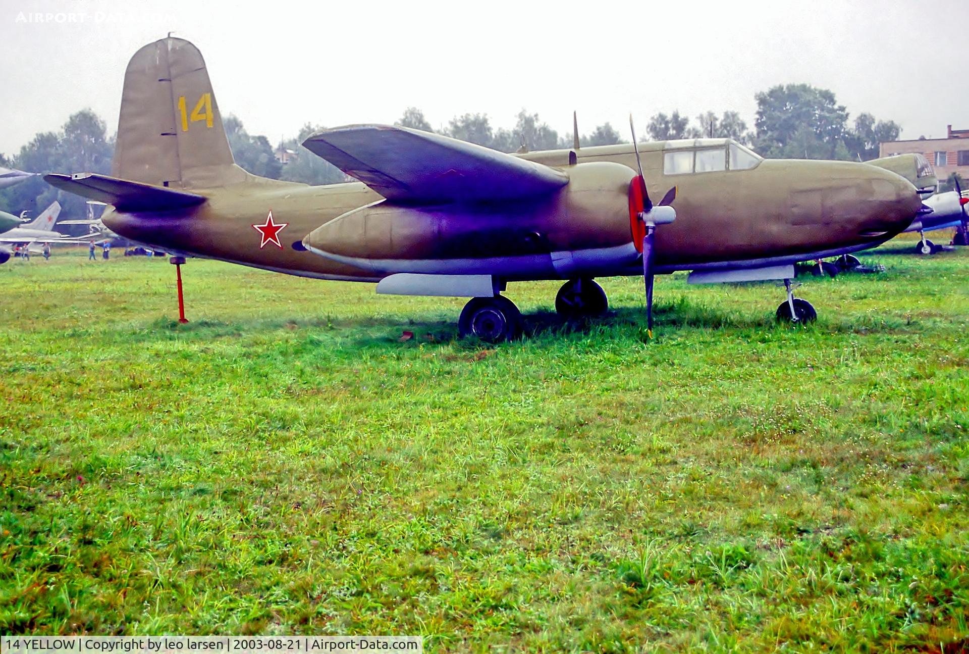 14 YELLOW, 1943 Douglas A-20G Havoc C/N 15328, Monino Museum Moscow 21.8.03