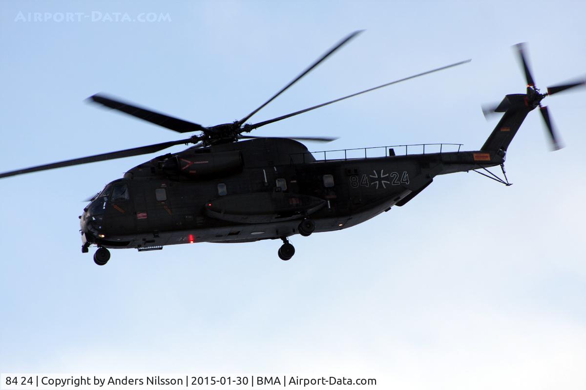 84 24, Sikorsky (VFW-Fokker) CH-53G C/N V65-022, Departing runway 12.
